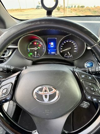 Toyota C-HR 2019 1.8 125H Advanced