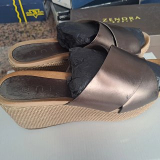 Sandalias Unisa Piel Marrón y Dorado Talla 38