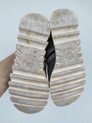 Sneakers verdi e bianche