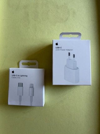 Adaptador y Cable USB-C a Lightning Apple