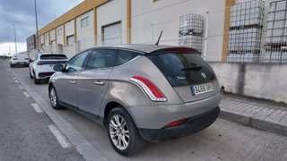 Lancia Delta 2011