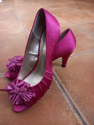 Zapatos de fiesta fucsia talla 37