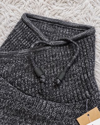 Jersey Pull&Bear cuello alto gris XL