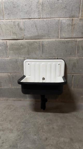 Lavabo Retro Industrial Pared