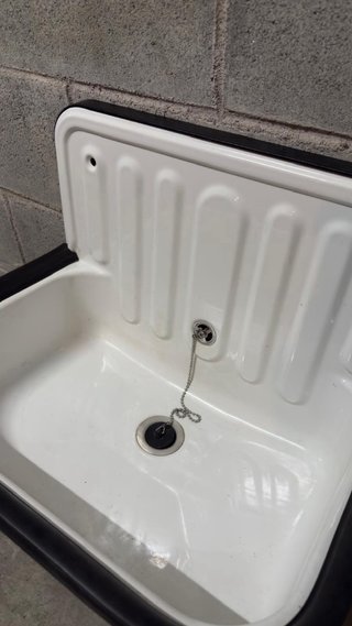 Lavabo Retro Industrial Pared