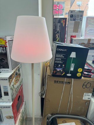 Lámpara de pie LED solar exterior Casalux