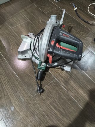 Ingletadora Bosch PCM 8