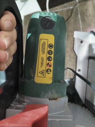 Ingletadora Bosch PCM 8