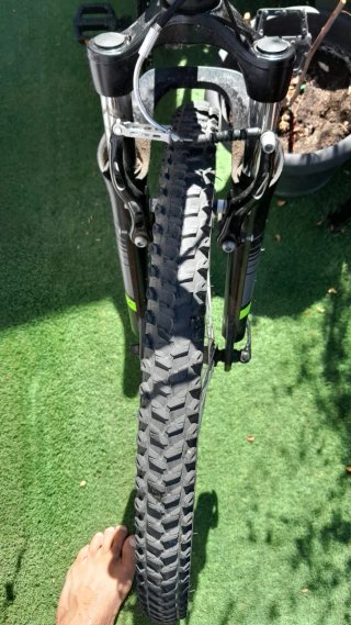 Bicicleta MTB Rock Rider Niño ST 500 negro. 24"