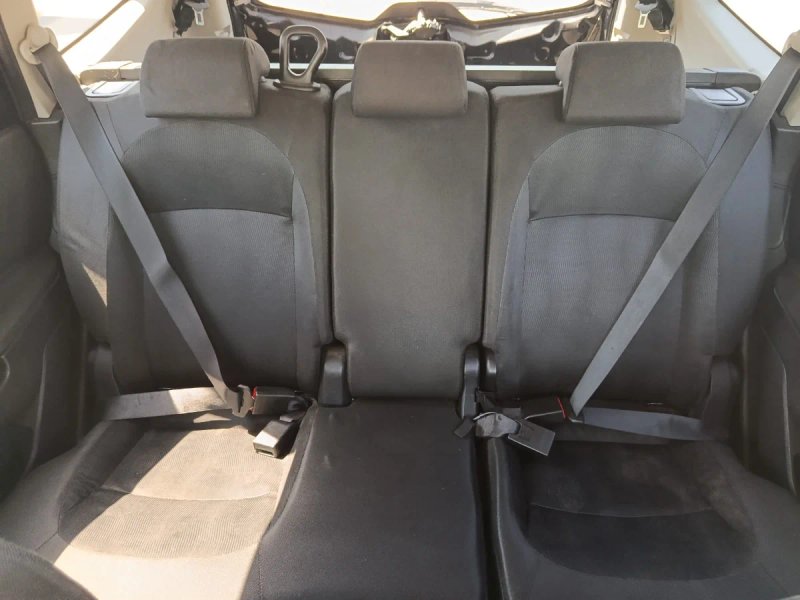 Nissan Qashqai +2 1.5 dCi Tekna Sport 4x2 17'' 106 2010, foto 6