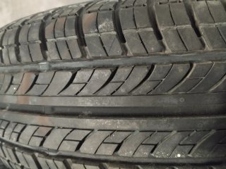 4 Tapacubos Opel R14 con 5 ruedas Casi nuevas