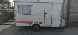 Caravana plegable con cama matrimonio y cama de 90