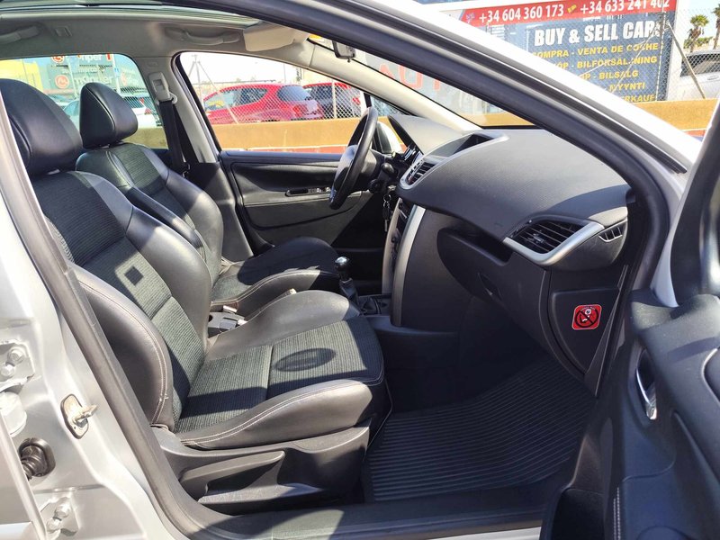 Peugeot 207 SW 1.6 VTi Outdoor 2008, foto 15