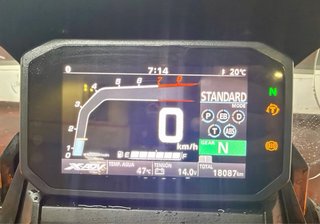 Honda X-ADV 750 Roja