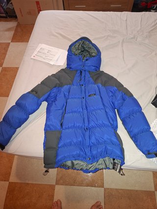 Chaqueta Rab alta montaña plumas