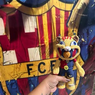 Amigurumi Gato Mascota FC Barcelona