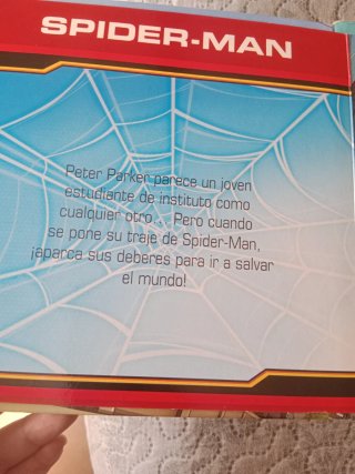 SPIDERMAN LIBRO PUZLE