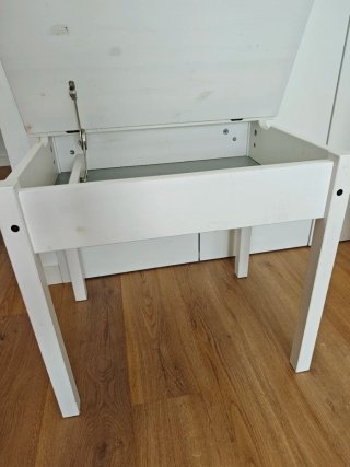 Pupitre infantil madera IKEA. Para pintar.