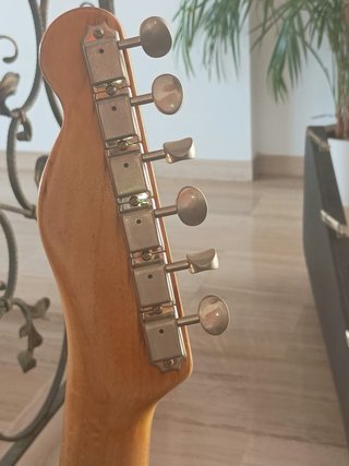 Guitarra Fender Telecaster '66 pertenecio a Tony R