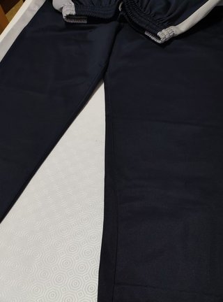 Pantalón Deportivo Sagrat Cor - COMO NUEVO