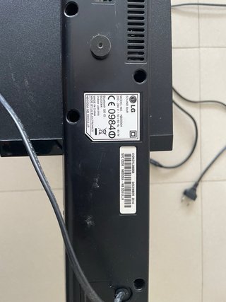Barra de Sonido LG Negra con Subwoofer