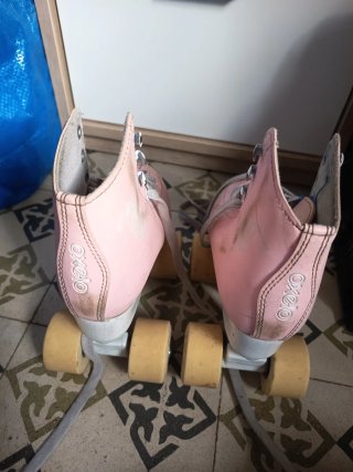 LEER DESCRIPCIÓN Patines rosas para niña