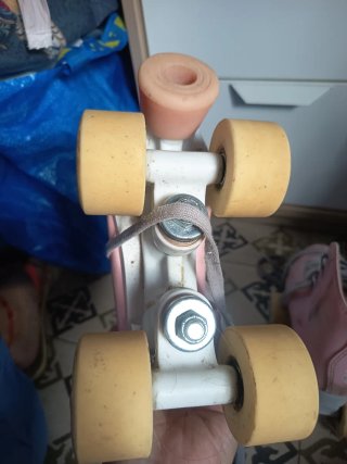 LEER DESCRIPCIÓN Patines rosas para niña