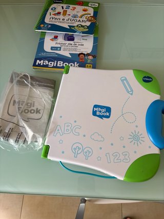 Ordenador infantil Vtech MagiBook