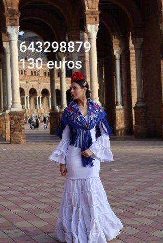 Traje de flamenca blanco