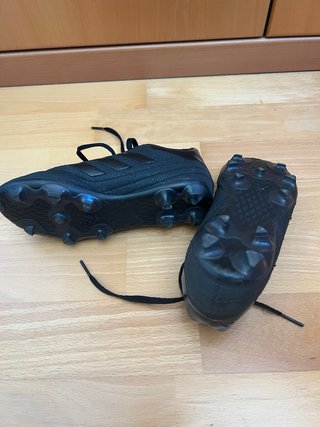Botas de fútbol Adidas niño negras