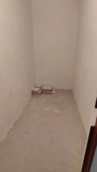 TRASTERO EN CENES DE LA VEGA