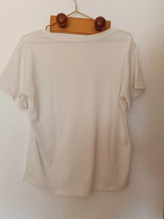 Blusa blanca con pedrería