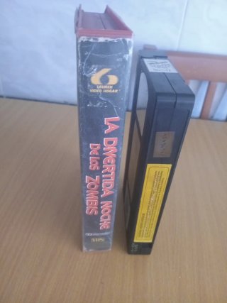 VHS La Divertida Noche de los Zombis