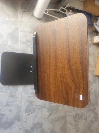 Atril de madera regulable