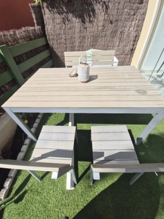 Mesa y 4 sillas terraza