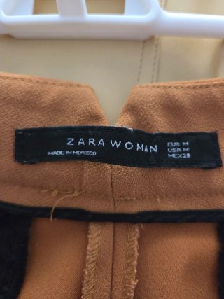 Pantalón mostaza Zara Talla M Marrón