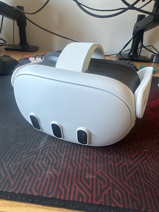 Meta Oculus Quest 3