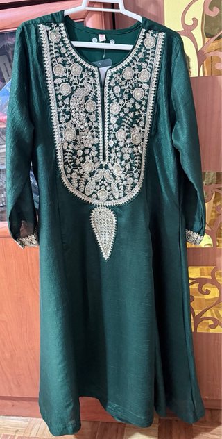 Conjunto kurta verde bordada talla XXL