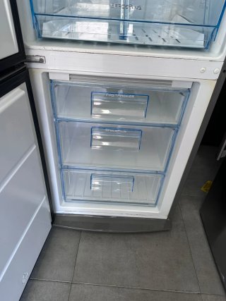 Nevera Combi Electrolux con garantía transporte