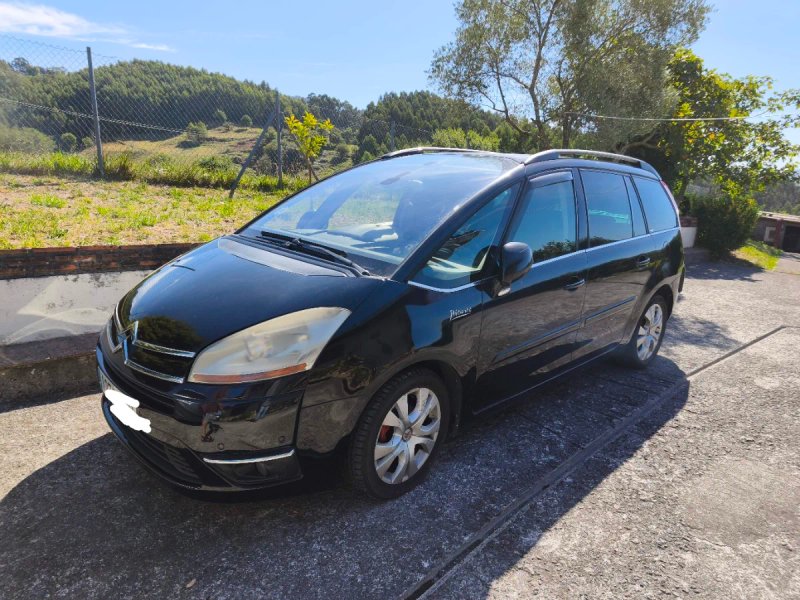 Citroën C4 1.6 HDI Exclusive 2008, foto 2