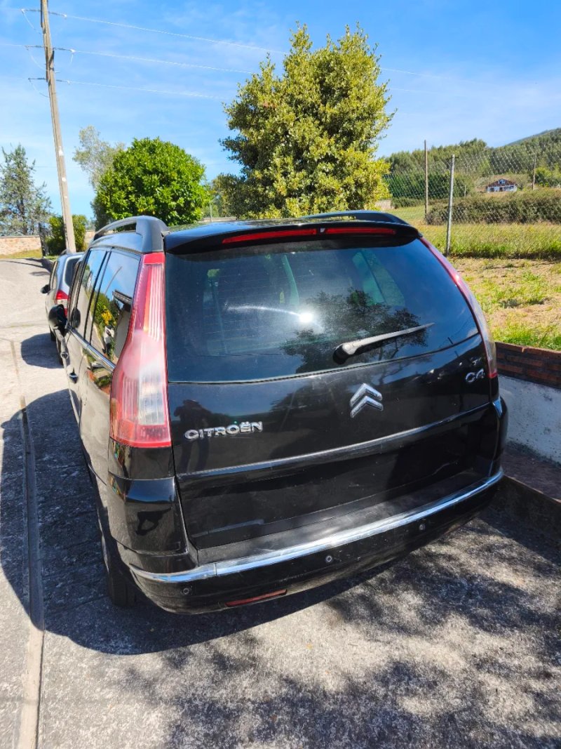 Citroën C4 1.6 HDI Exclusive 2008, foto 4