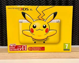 Nintendo 3DS XL Pikachu Edizione Speciale PAL
