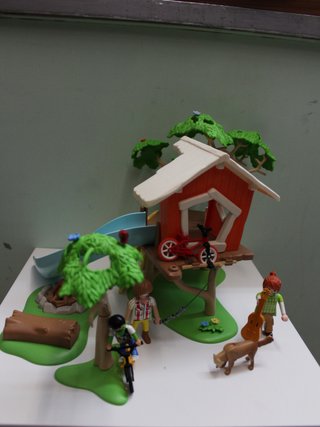 Playmobil Aventura Casa Árbol con tobogán