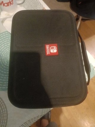 Nintendo Switch Azul y Rojo