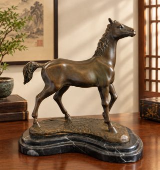 Escultura de Caballo, Bronce y Mármol