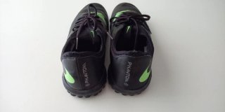 Zapatos Nike Phantom Niño Negro/Verde