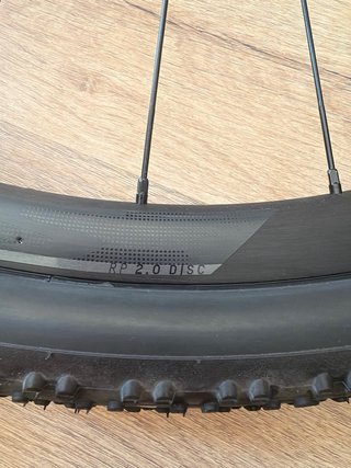 Ruedas Gravel Syncros RP 2.0 Disc + Cubiertas
