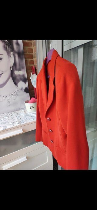Traje chaqueta rojo