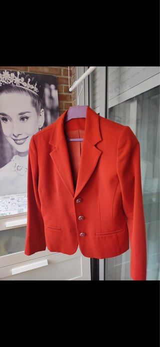 Traje chaqueta rojo