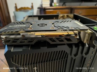 Tarjeta Gráfica Gigabyte AMD R9 380x